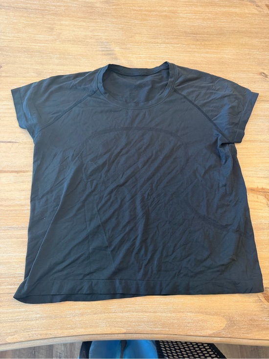lululemon athletica Tops - lululemon athletica Black Short-Sleeve Waist Length Swiftly Tech